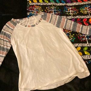 White, long sleeved Aeropostale shirt